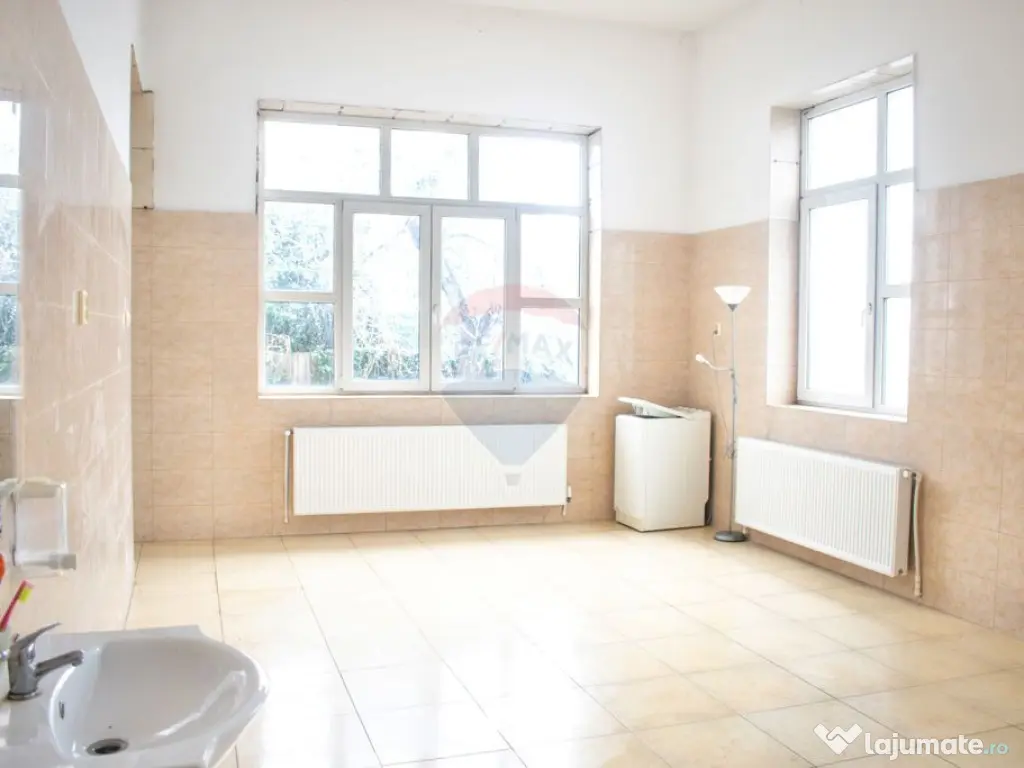 Casă de vânzare cu potențial business – zona Rudului 