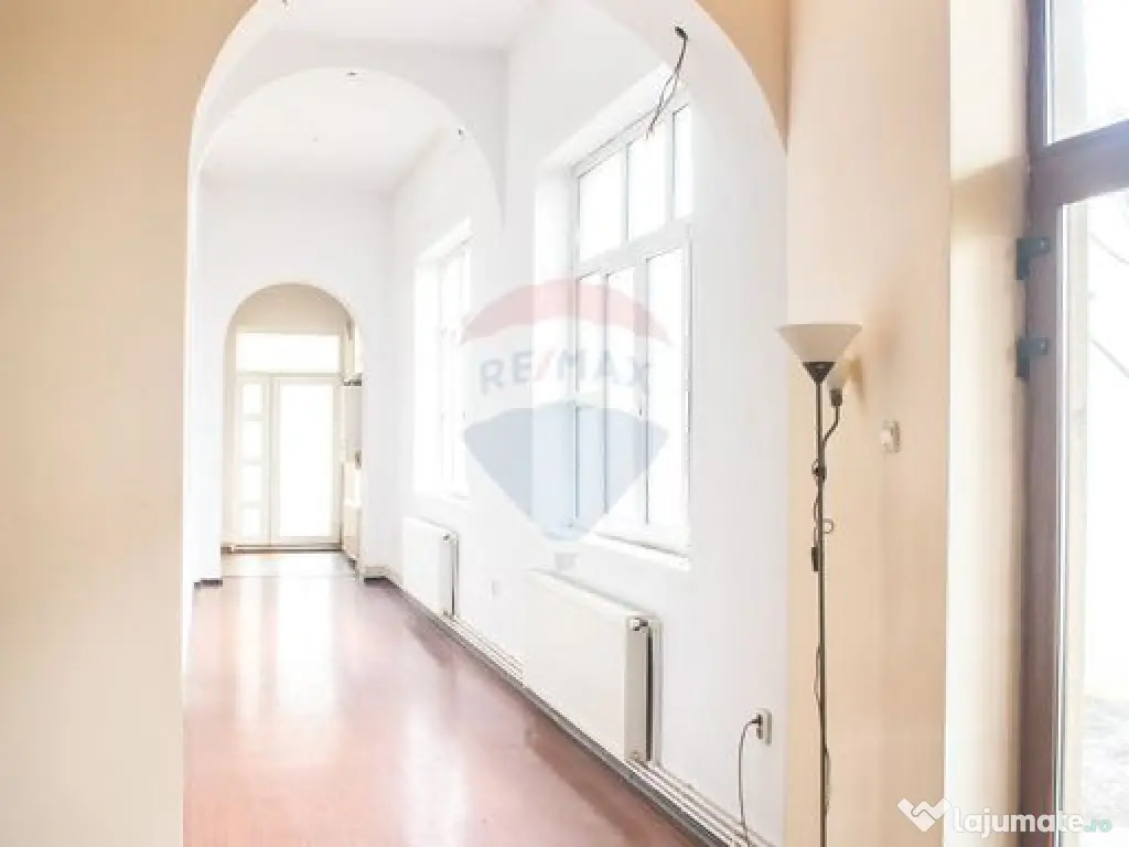 Casă de vânzare cu potențial business – zona Rudului 