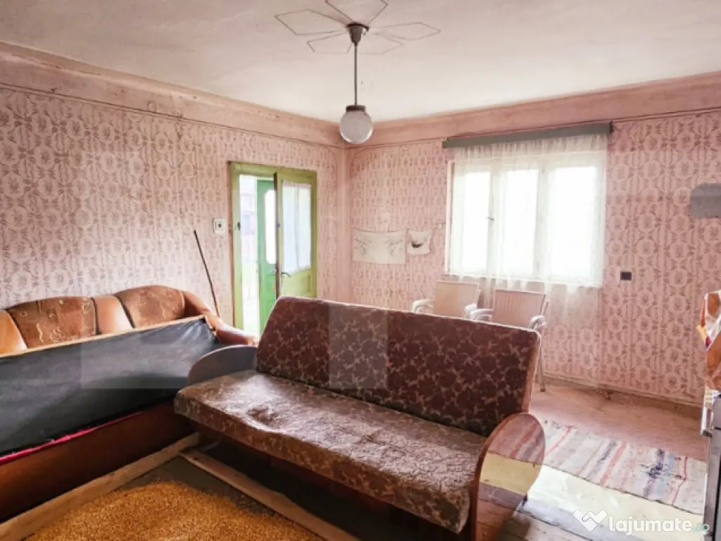 Casa de caramida in Bicfalau