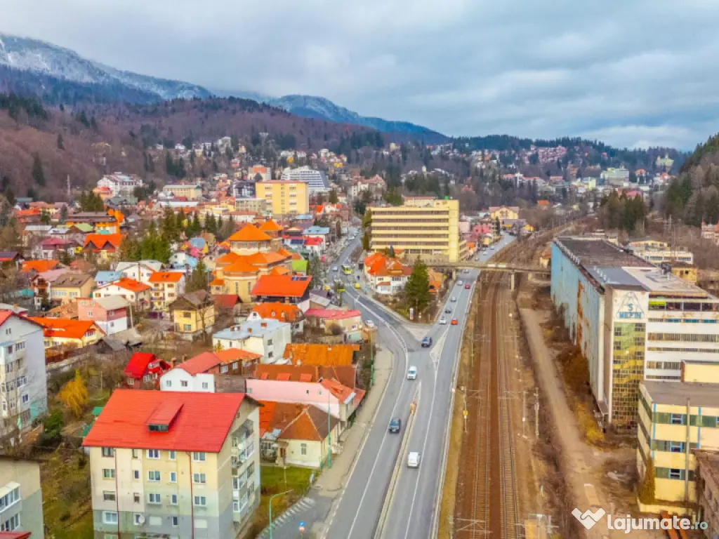 Apartament 3 camere în vilă, 114 mp | Curte | Sinaia