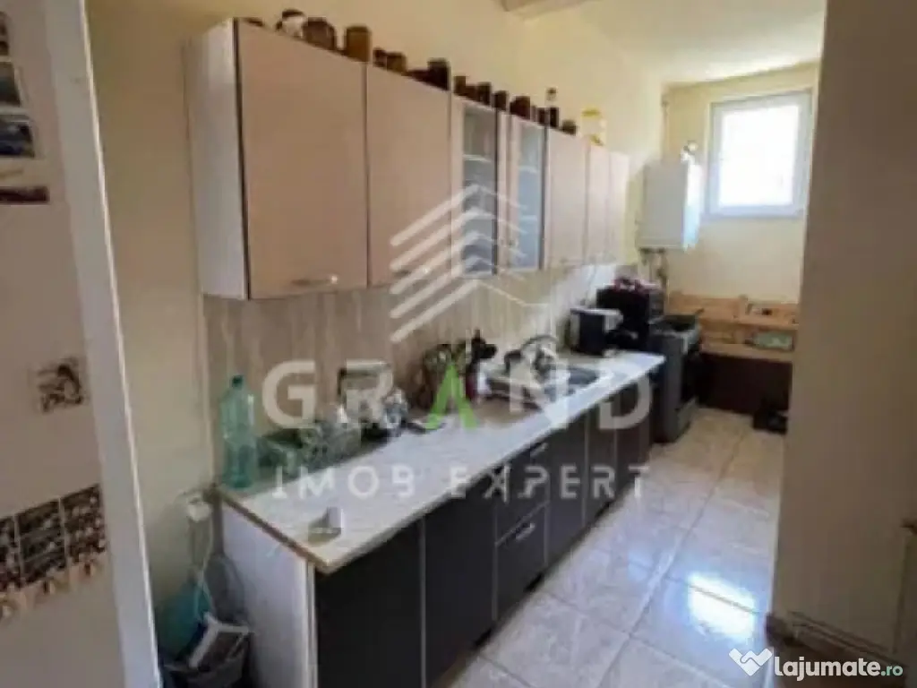 OPORTUNITATE ! Apartament 4 dormitoare | Etaj 2 | Parcare |