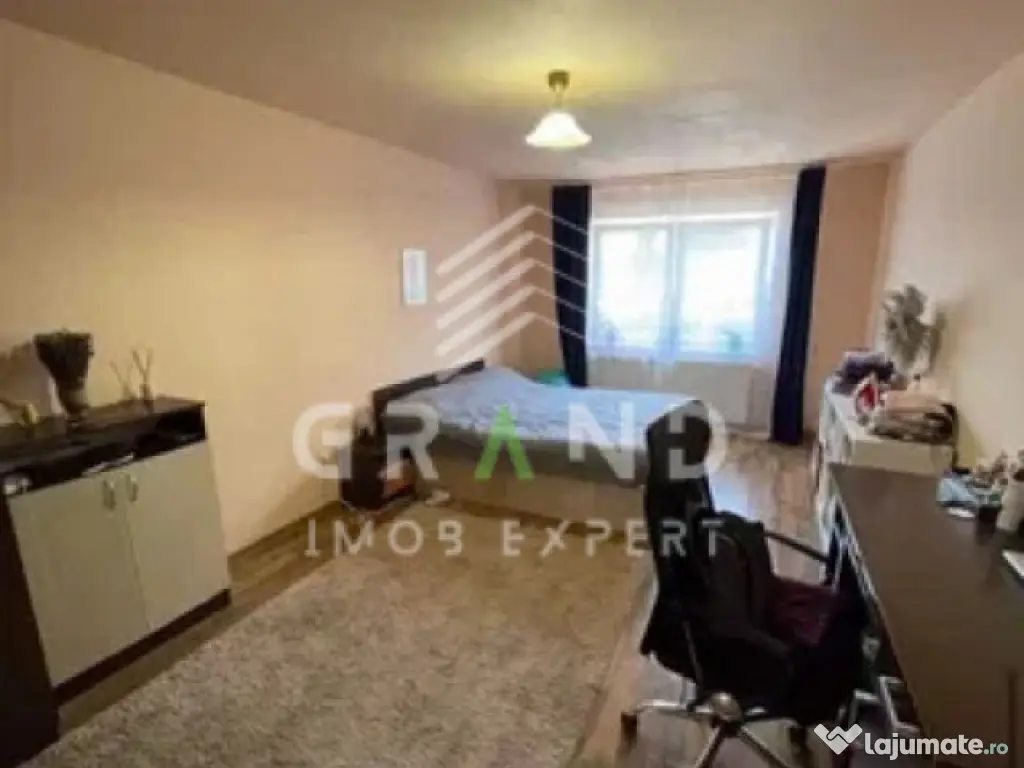 OPORTUNITATE ! Apartament 4 dormitoare | Etaj 2 | Parcare |