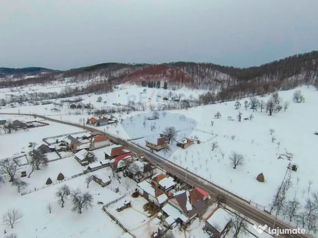 Teren intravilan, de vânzare în Damiș- Bratca pe Strad... 