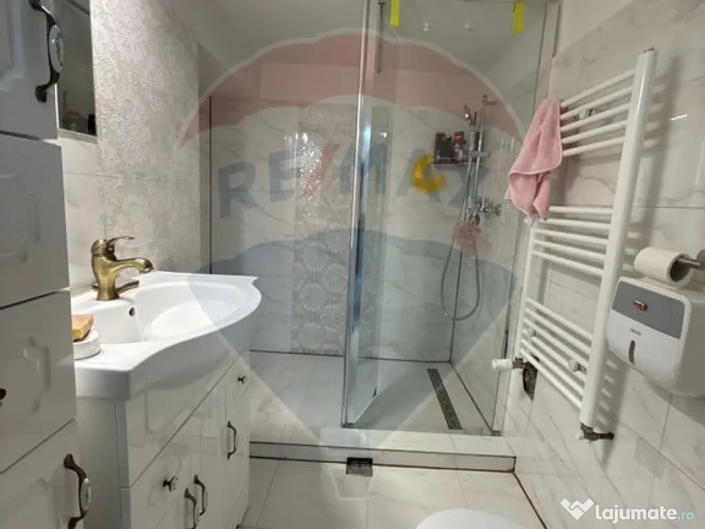 Apartament central zona Ramada 