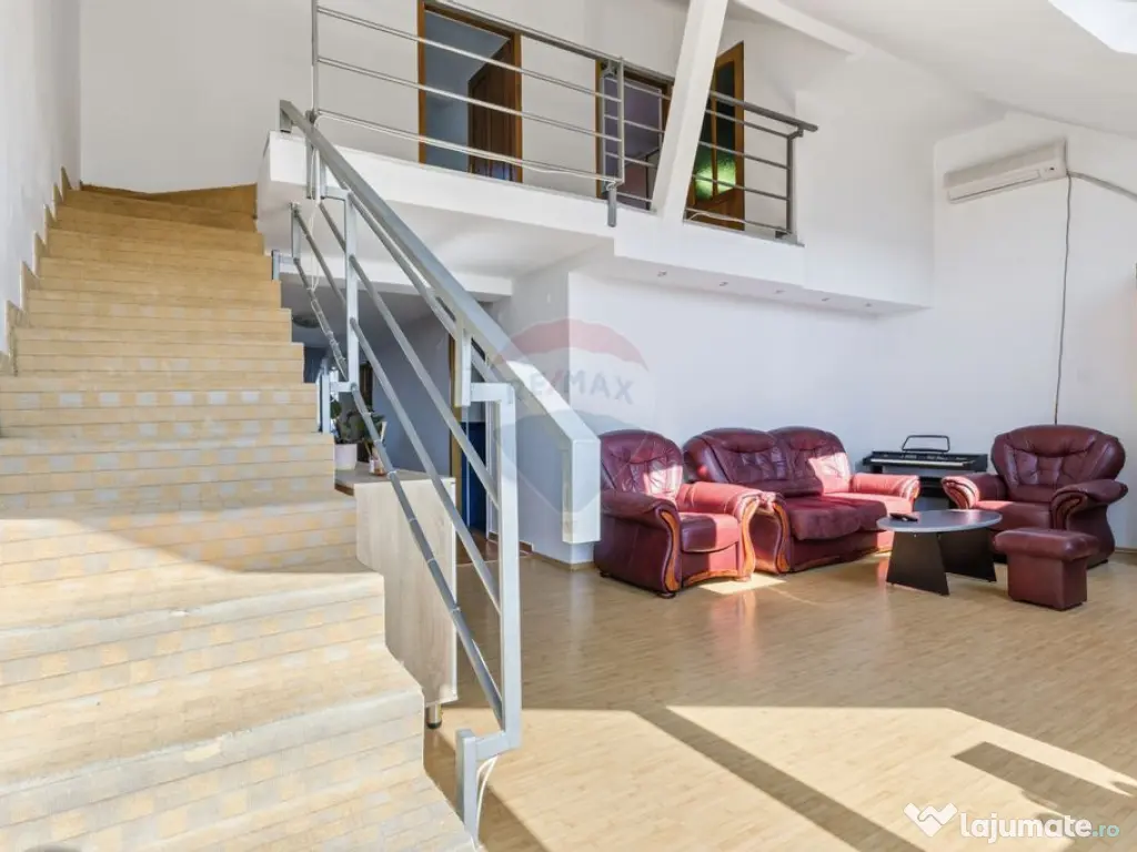 Apartament cu 3 camere pe două niveluri 