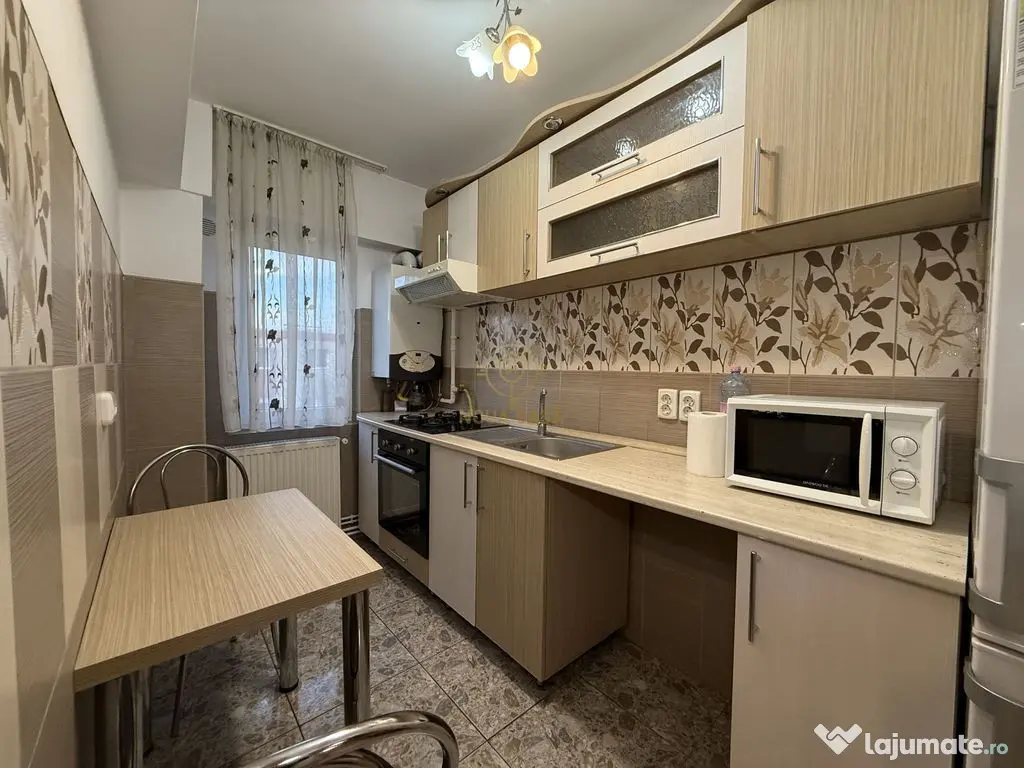 De vanzare Apartament Micro 16 Strada Aurora