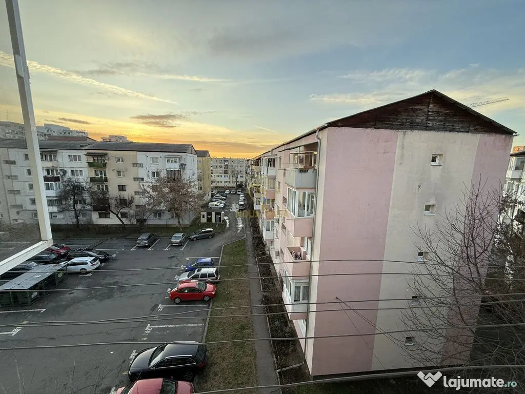 De vanzare Apartament Micro 16 Strada Aurora