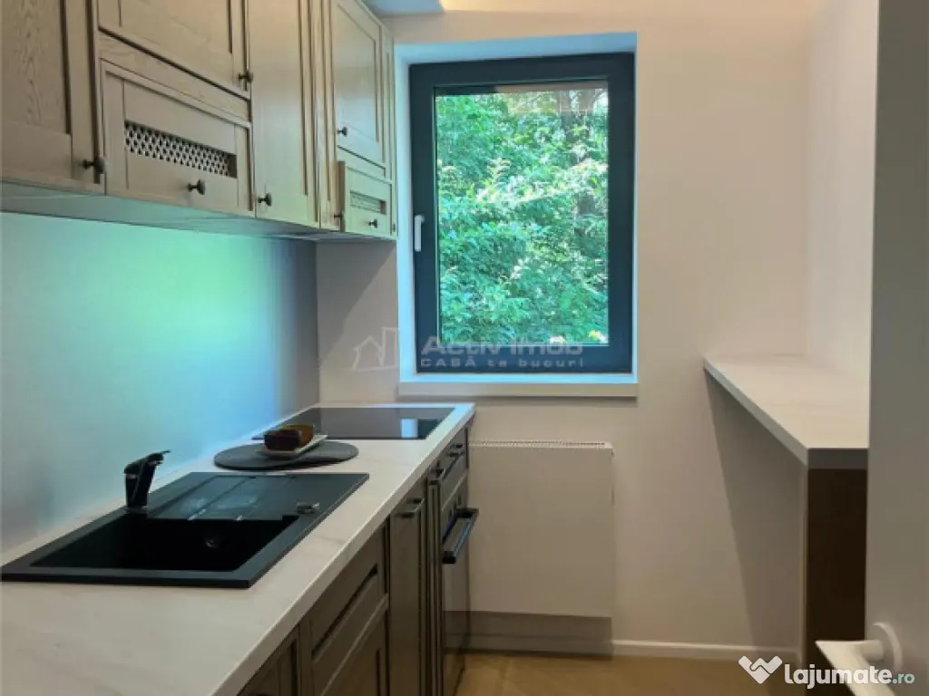 2 Camere, Lux, Cortina Academy, 3 min Metrou Academia Milita 