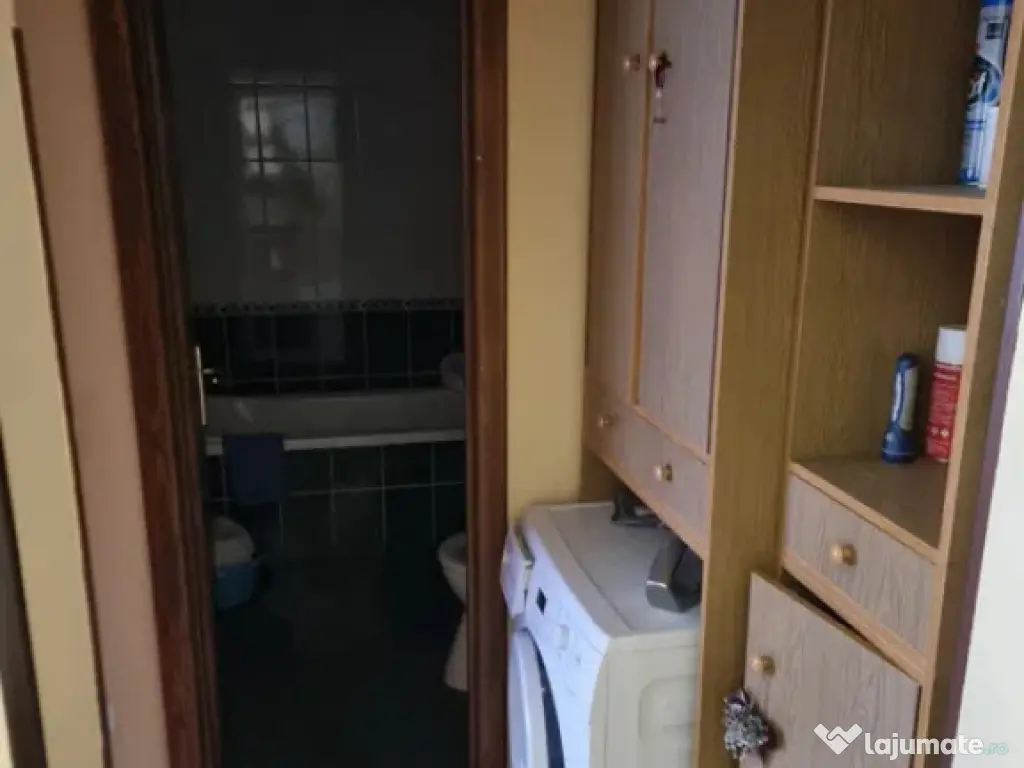 Apartament cu 2 camere decomandate Zona Burdujeni - Cuza Voda 1 