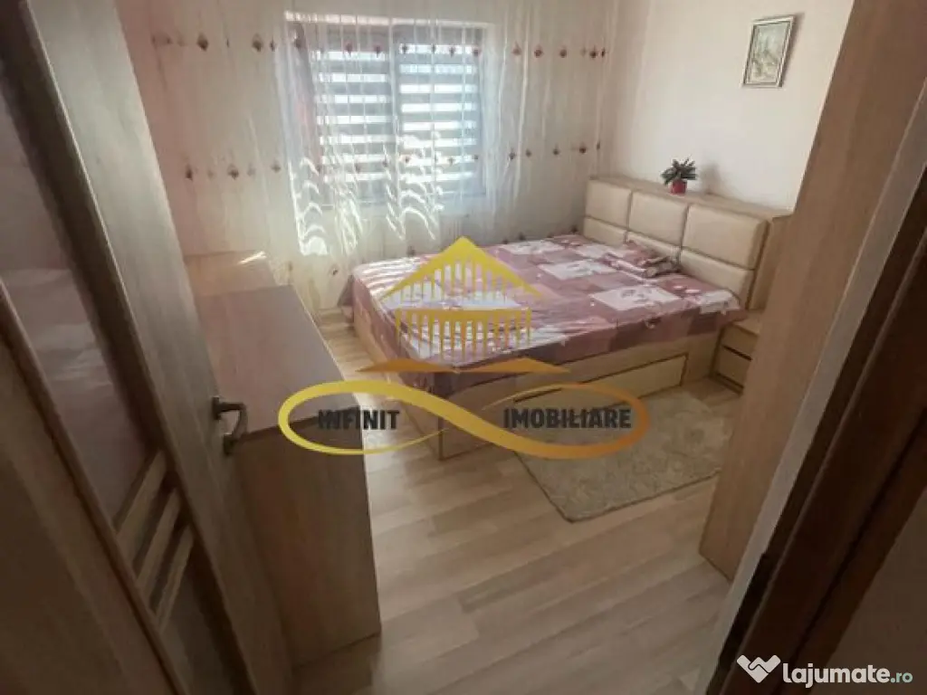 Apartament cu 3 camere decomandate! 