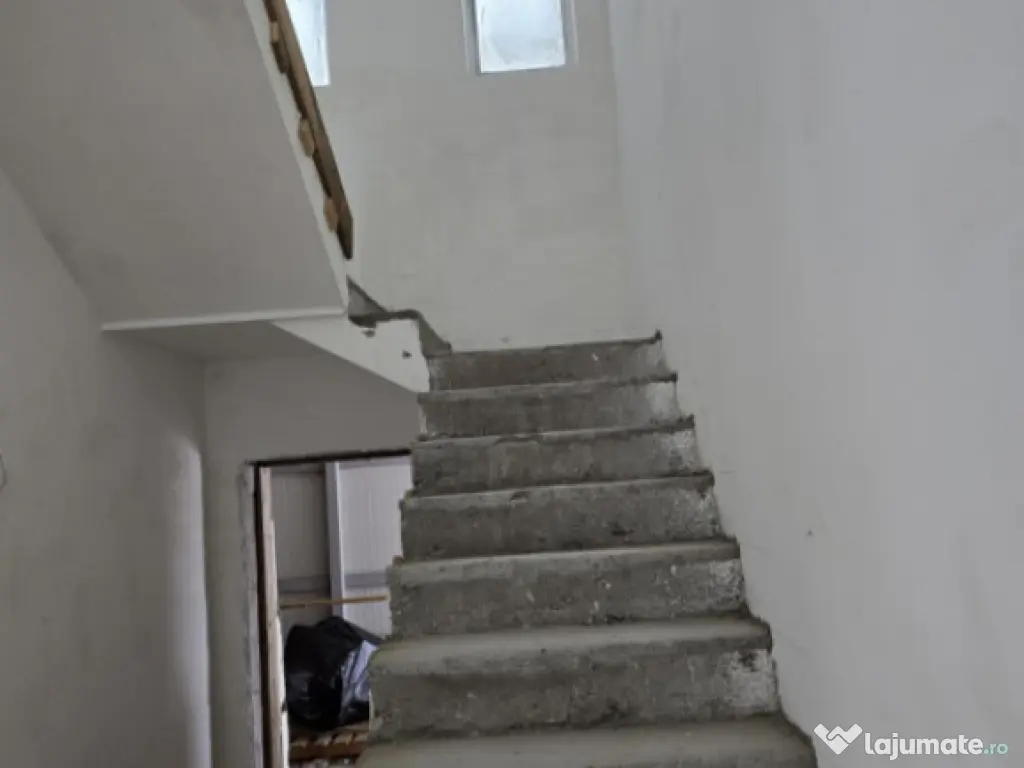 Vile exceptionale in Tunari - predate la cheie