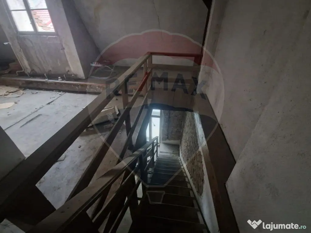 De vanzare spațiu comercial 68 mp flexibil cu posibilita... 