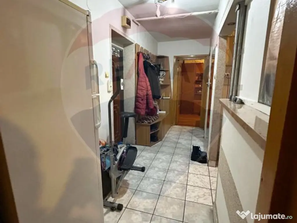 DE VANZARE: Apartament cu 2 camere în zona Independentei 