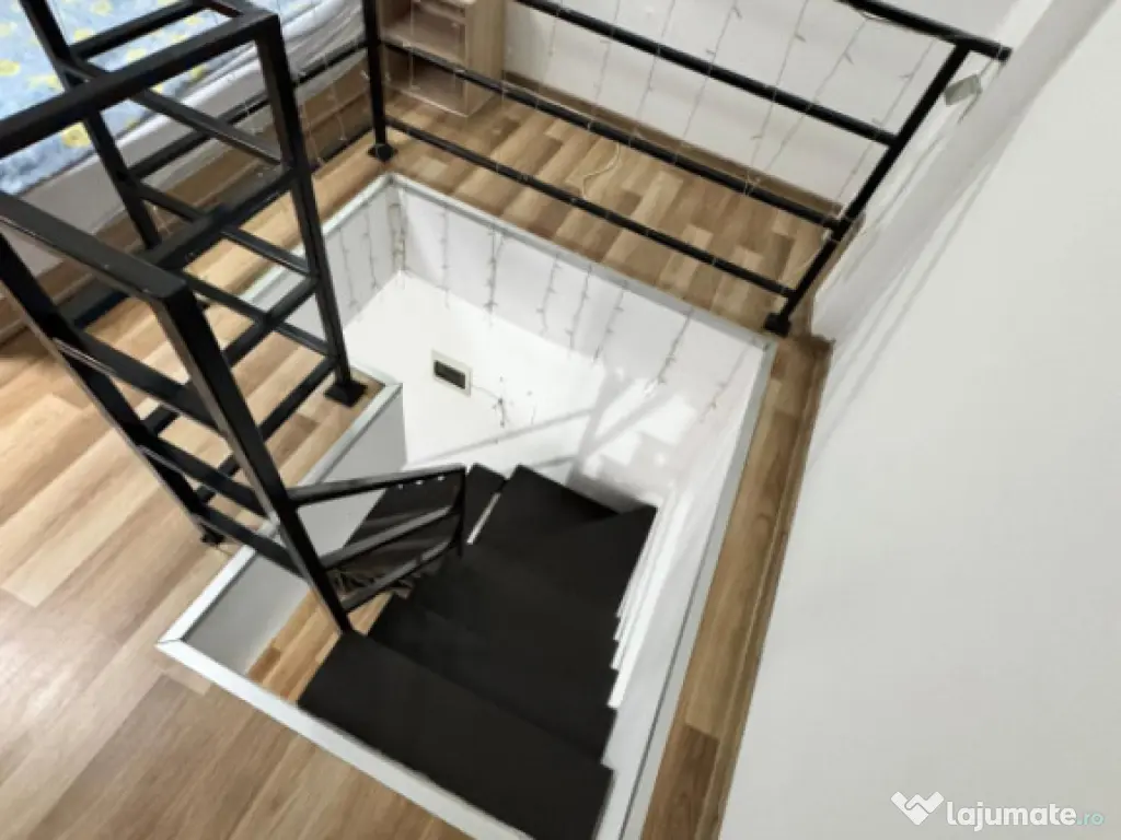 Garsonieră pe două niveluri, 39.64 mp, zona Bogdan Voda