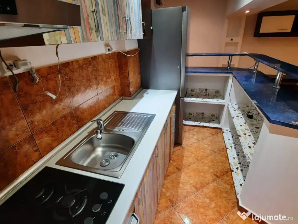 Închiriez apartament 2 camere Băneasa (Direct Proprietar)