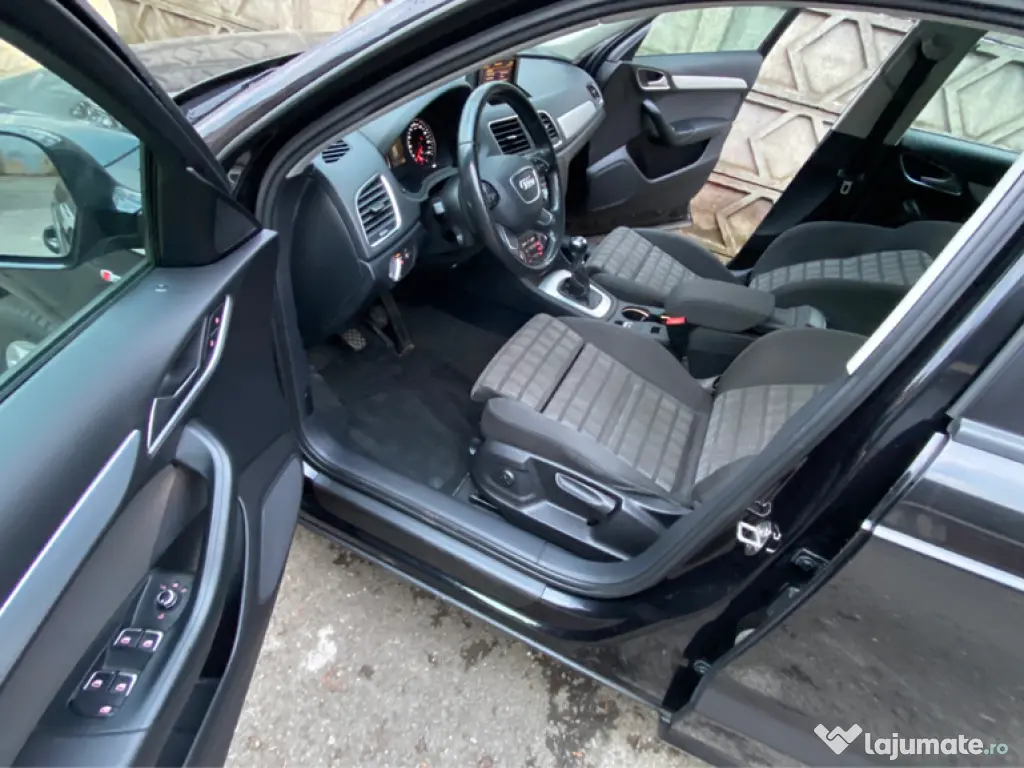 Vand Audi Q3 S-Line 2013 2.0tdi xenon navi 189km 