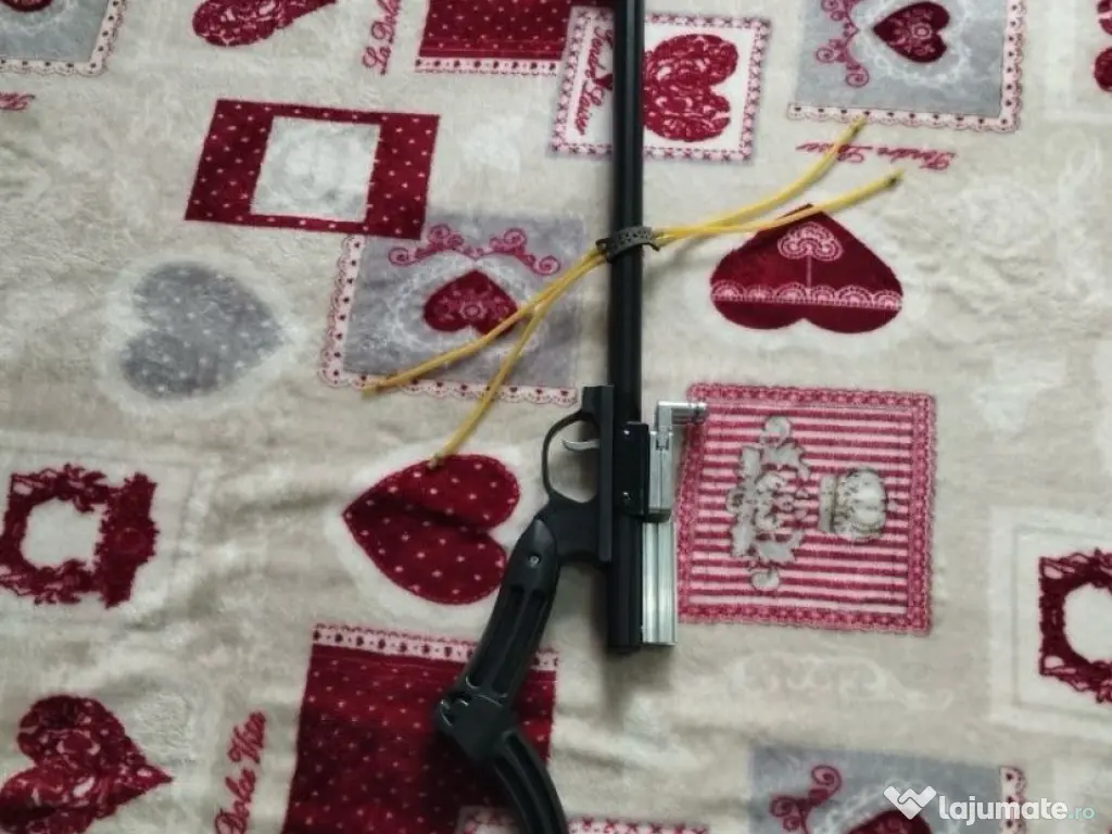 Prastie profesionala cu tragaci retractabilă 