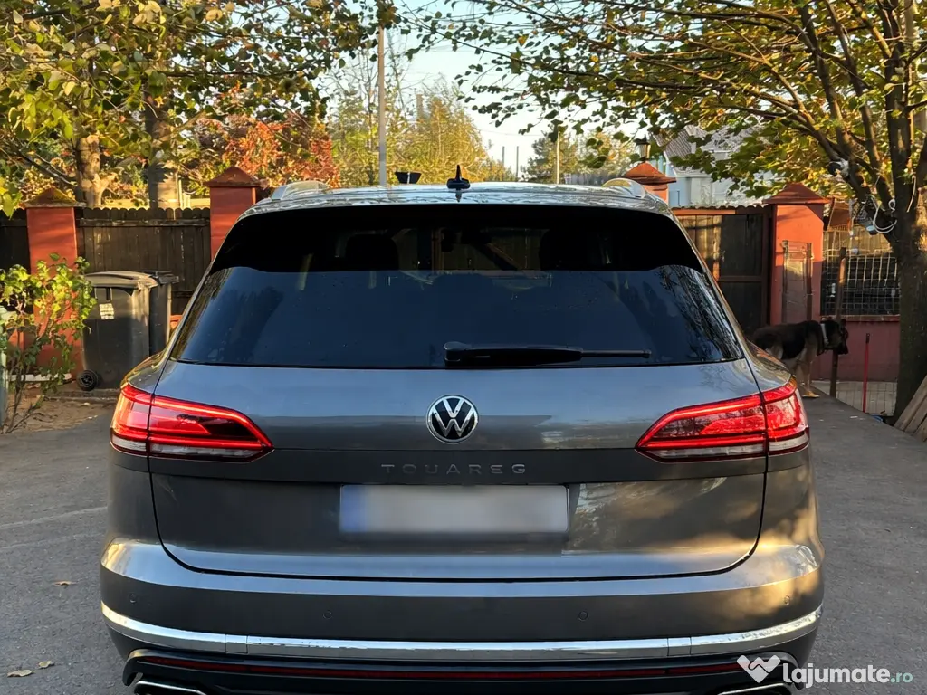 VW Touareg Elegance V6 TDI ,4x4 , suspensie pneumatica ,231 Cp ,an 2023 