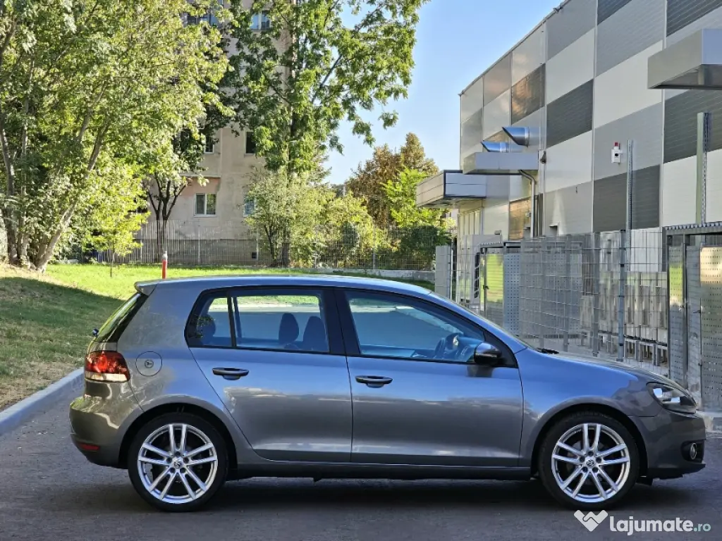 VW Golf 6 1.4TSI Navi SenzoriParcare Clima ÎncălzireScaune 
