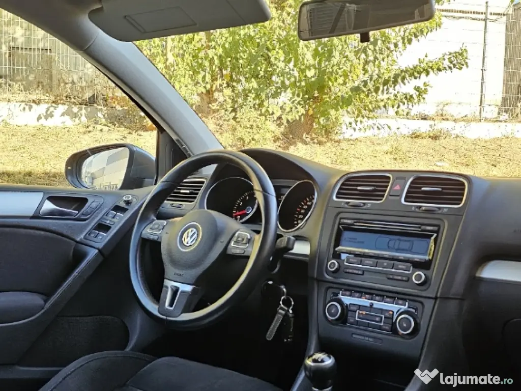 VW Golf 6 1.4TSI Navi SenzoriParcare Clima ÎncălzireScaune 