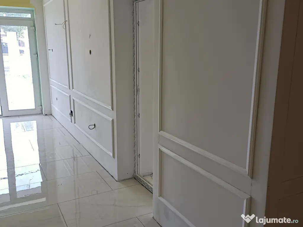 Amenajeri interioare 