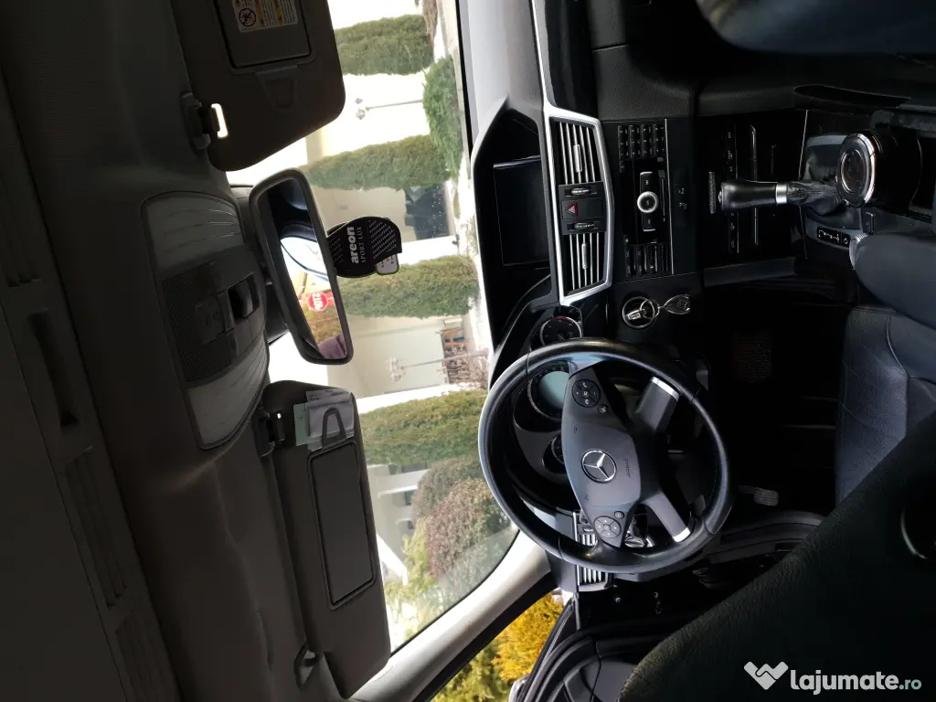 Mercedes Benz E220 Avant-Garde 