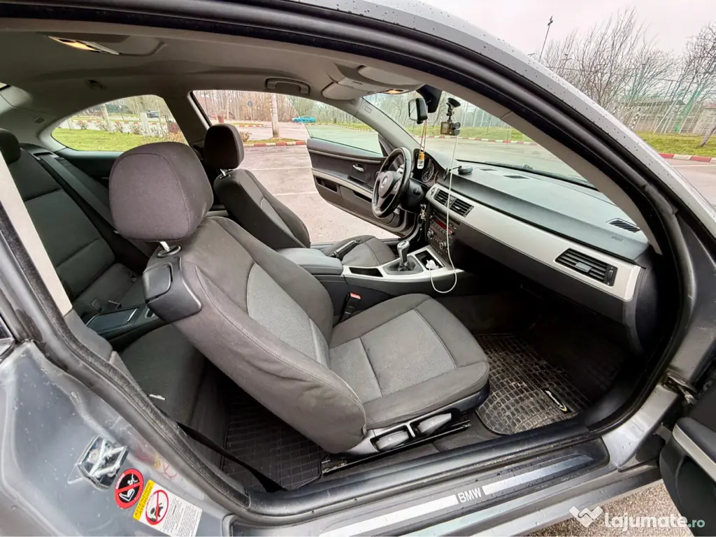 BMW 320 coupe e92 2009 