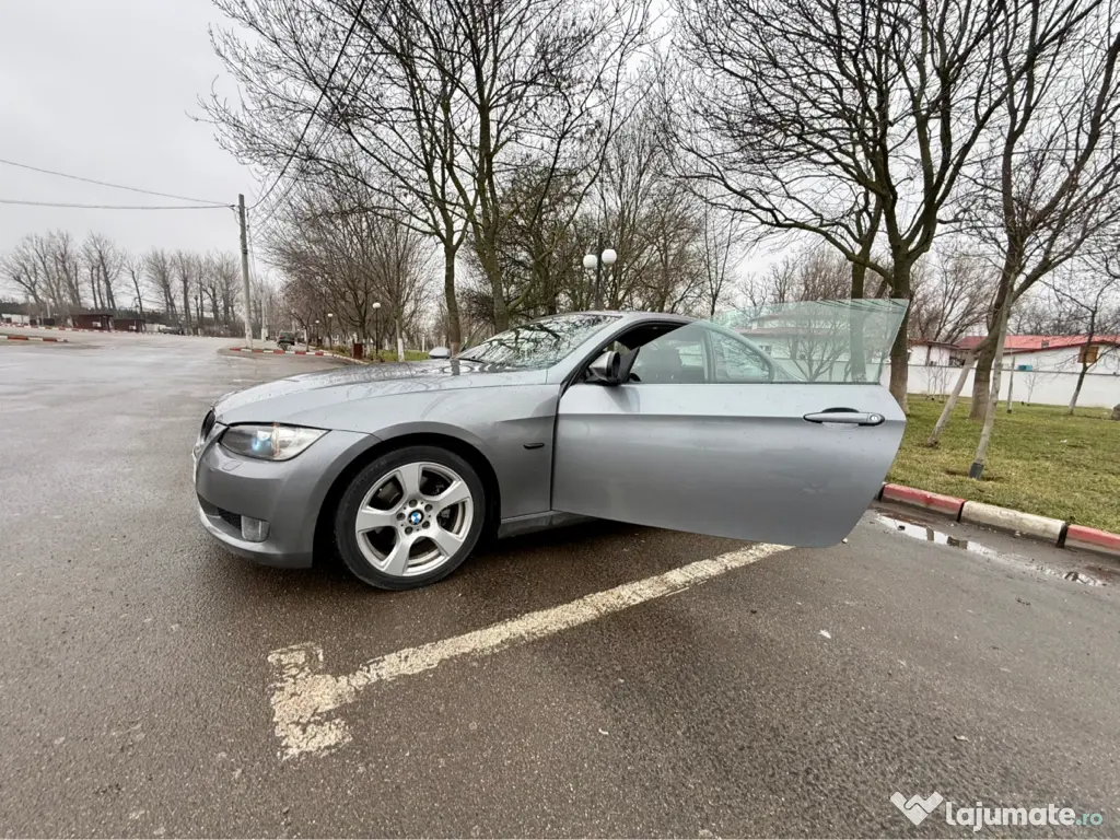 BMW 320 coupe e92 2009 