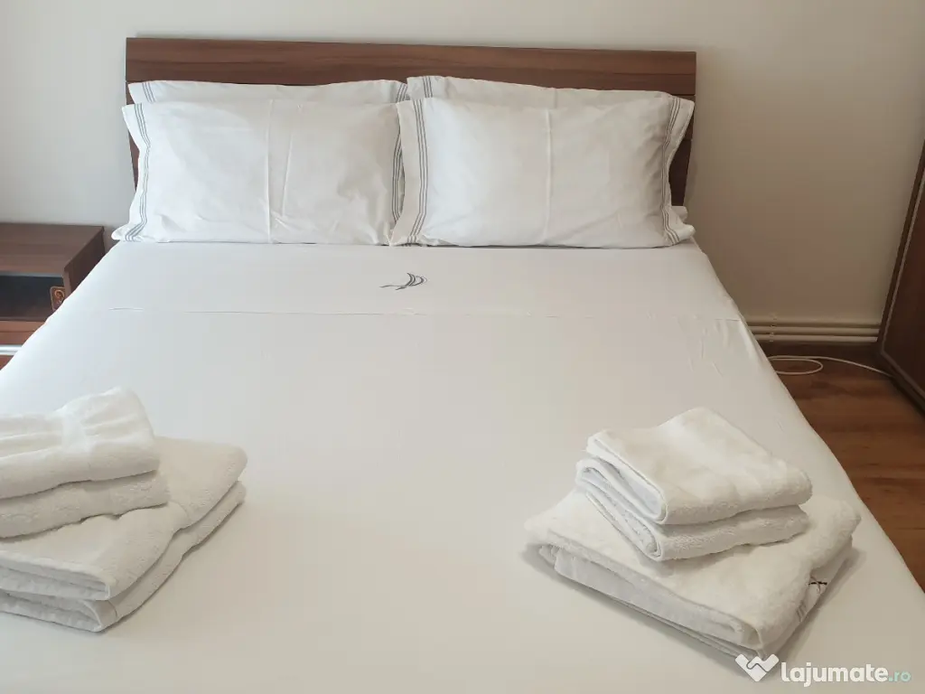 Inchiriez pe termen lung ap 2 cam Faleza Nord 