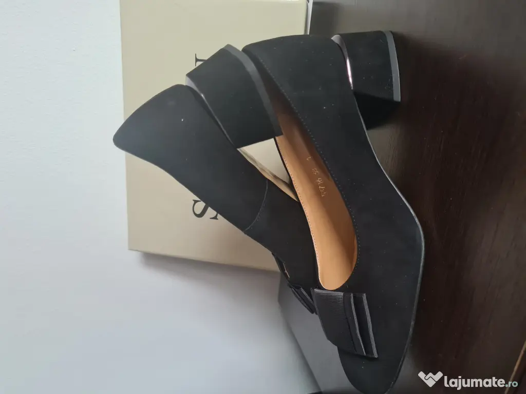 Pantofi piele intoarsa! Noi!! 