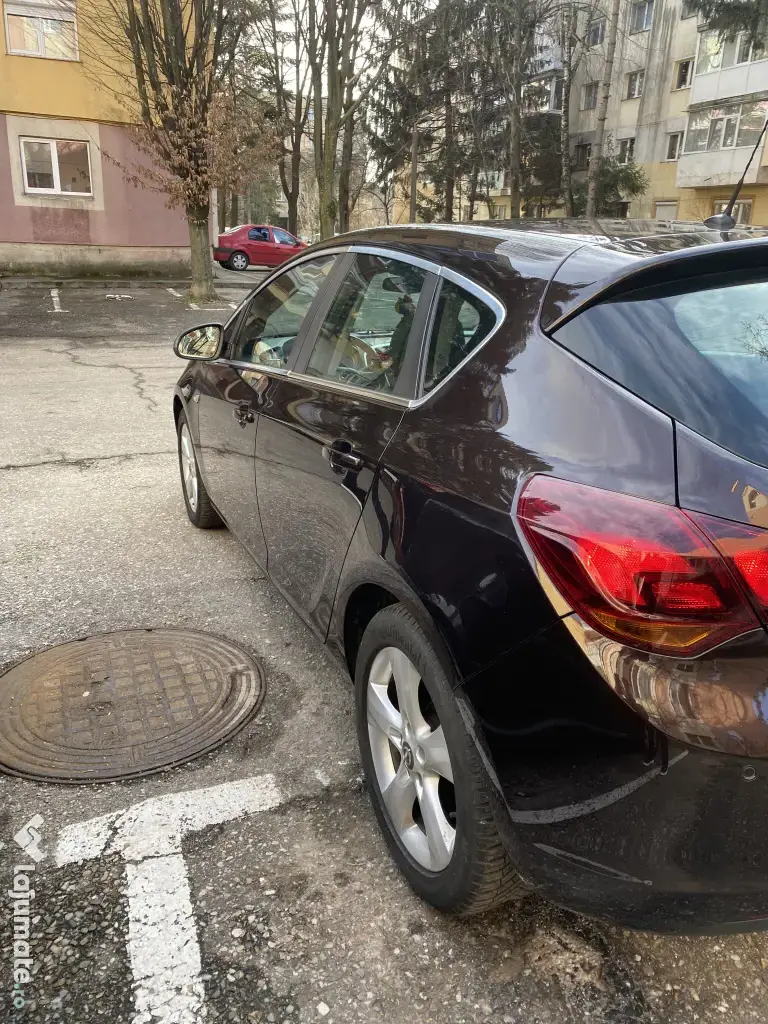 OPEL Astra J 1.7 cdti 2012 