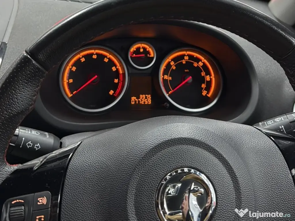 Opel Corsa 1.4 benzina 2014 