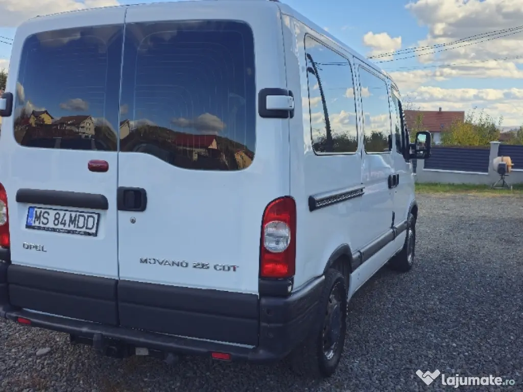 Opel Movano 8+1 locuri, 2.5 cmc 