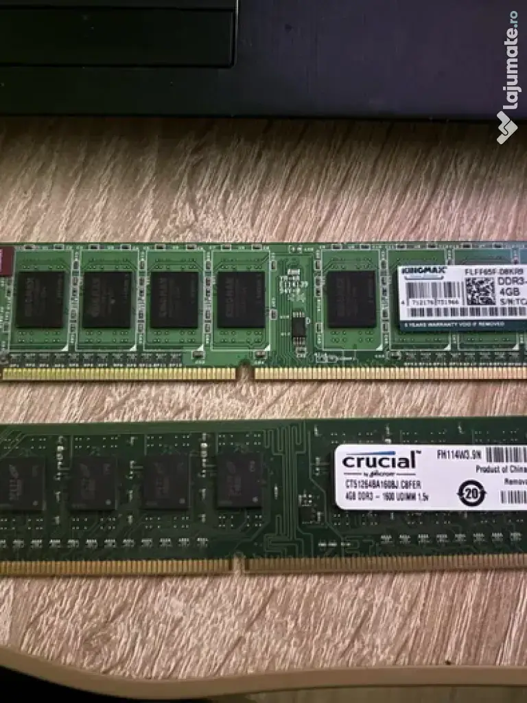 Vand 2 placute ram DDR3 ambele de 4gbram 