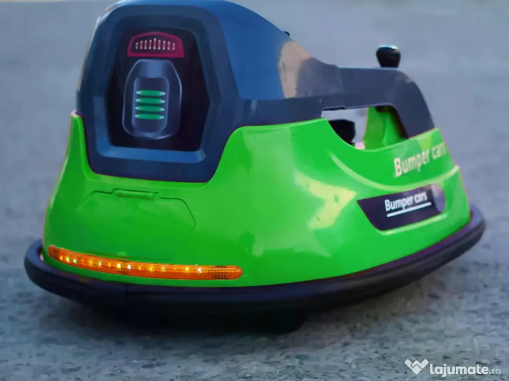 Masinuta busitoare electrica cu RC, Kinderauto Bumper, 2x 35W 12V Green