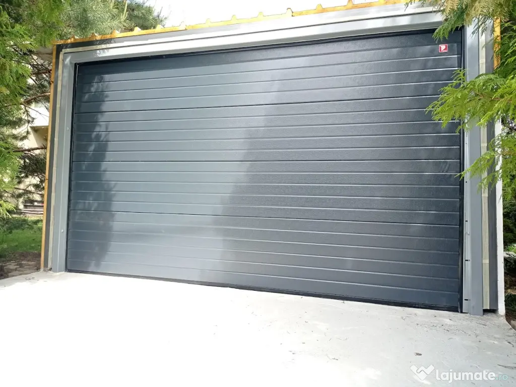 Ușă de garaj secțională automată(motor nemtesc) – 3000 × 2000 mm-montaj inclus! 
