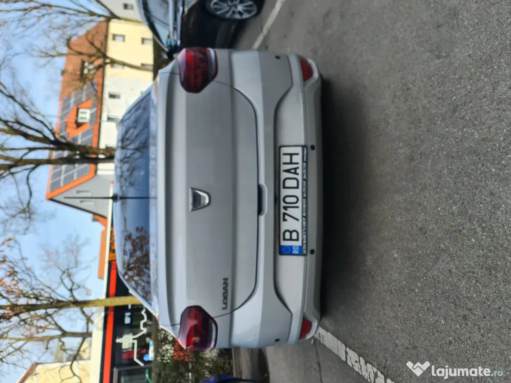 Vând Dacia Logan 3