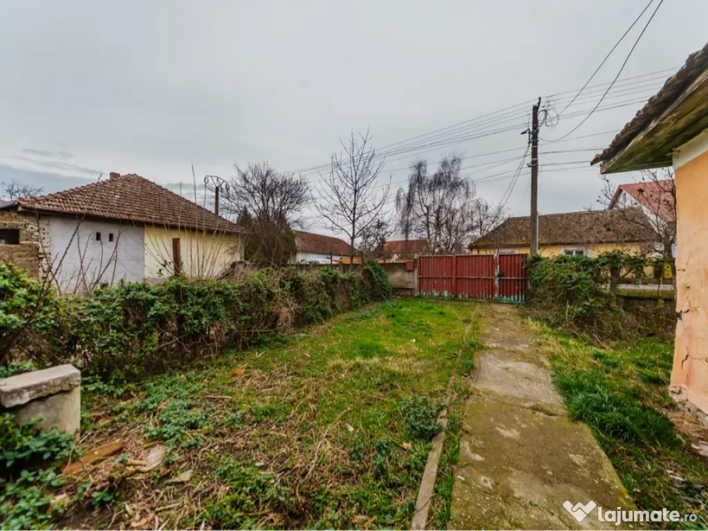 Teren 1.216 mp intravilan cu casă veche 58 mp - Vladimirescu