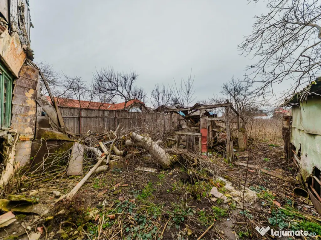 Teren 1.216 mp intravilan cu casă veche 58 mp - Vladimirescu