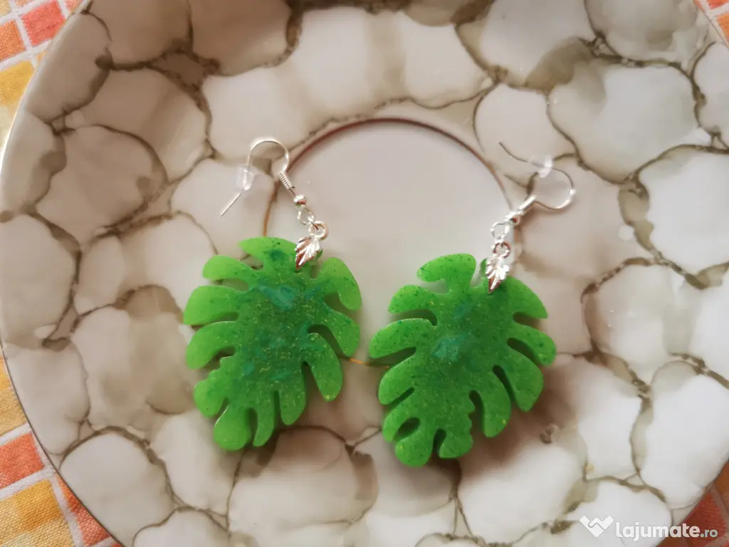 Cercei cu frunza 