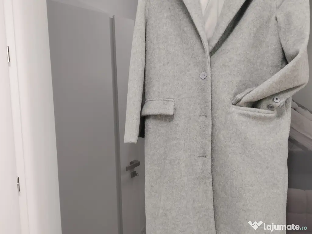 Palton modern, gri, cu captuseala