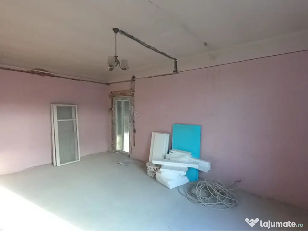 Apartament de vânzare 