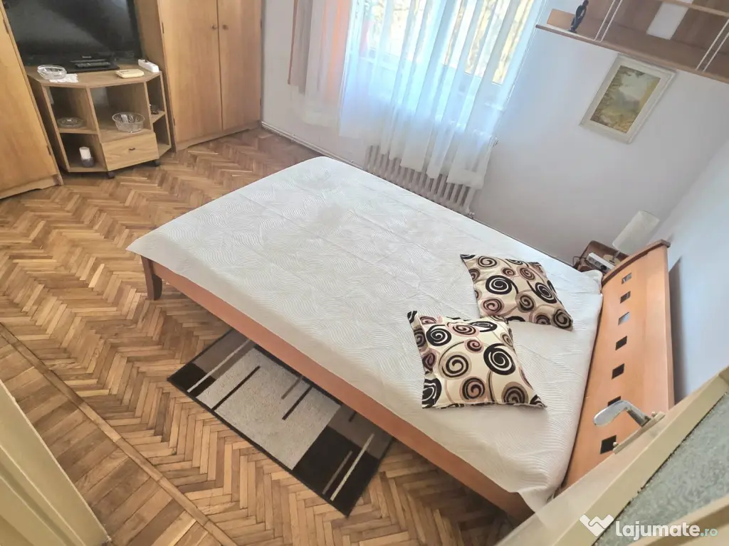 Apartament 2 camere, vis-a-vis de Iulius Mall, 52 m, decomandat, CT, parcare