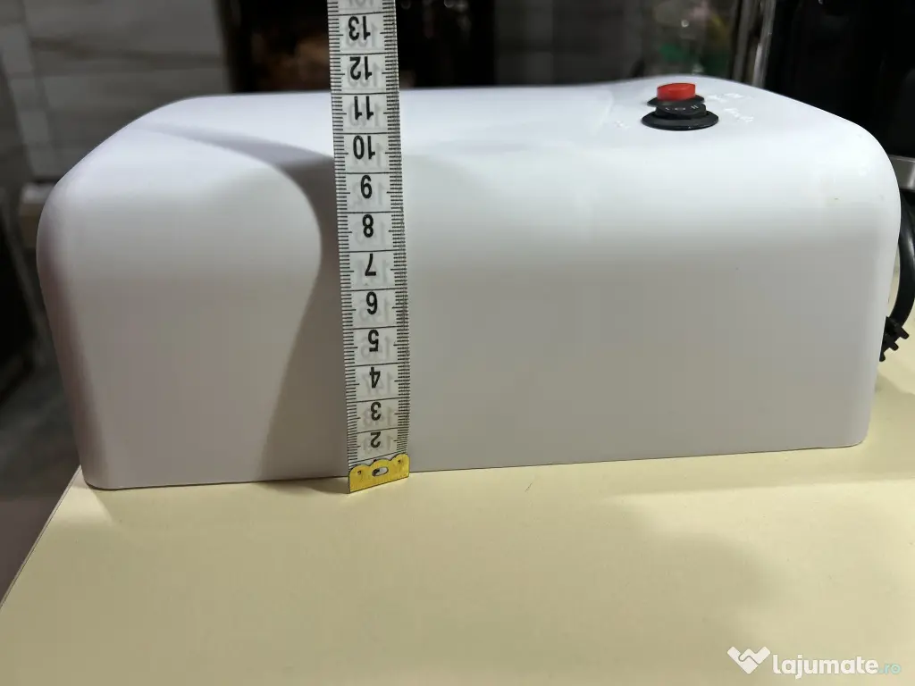 Lampa UV profesionala pentru manichiura