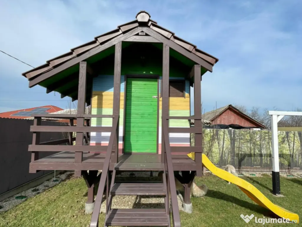 Casuta cu accesorii cadou pentru loc de joaca pentru copii