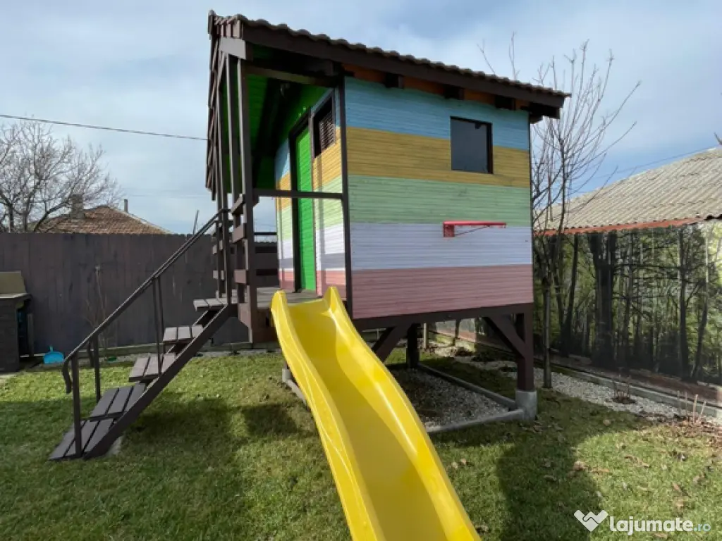 Casuta cu accesorii cadou pentru loc de joaca pentru copii