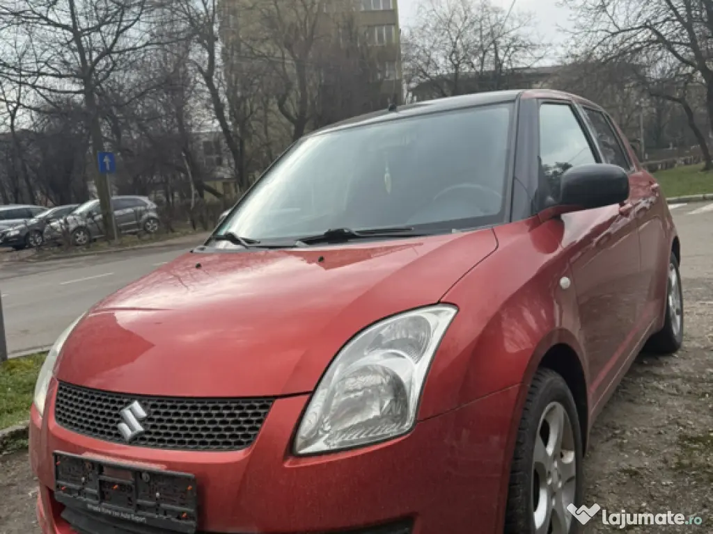 Vând SUZUKI Swift 