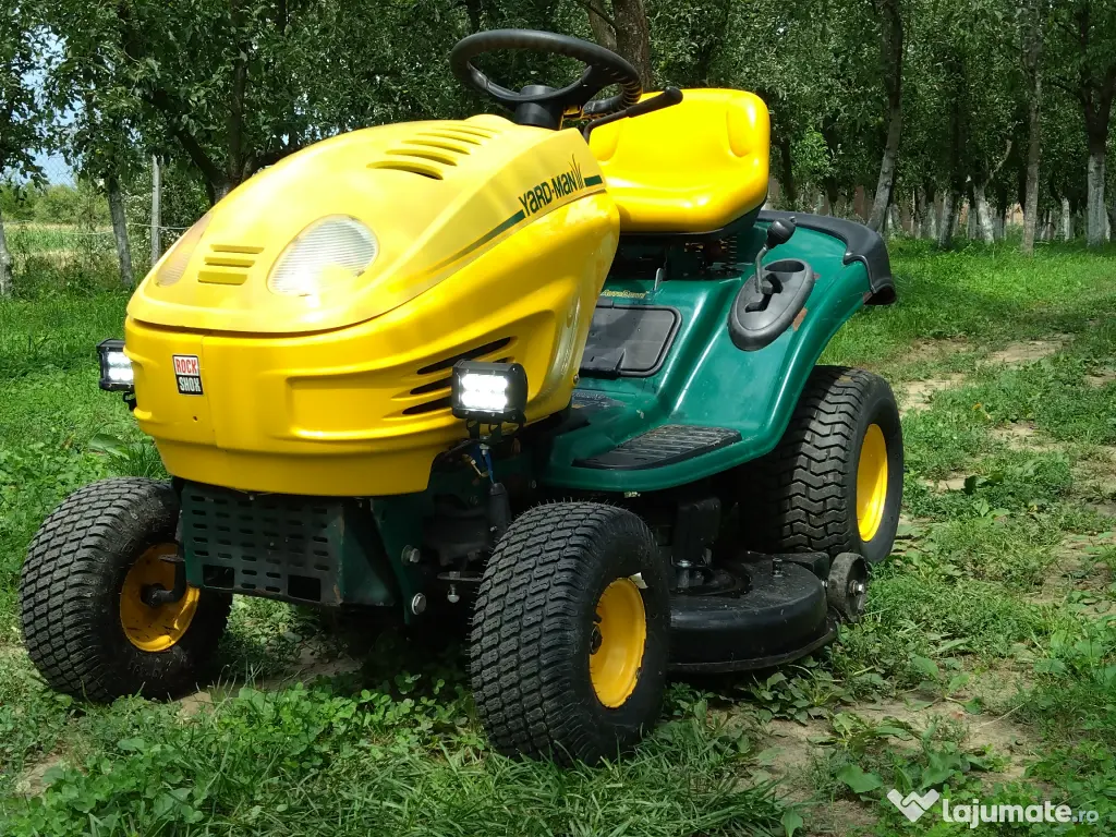 Vand tractor de tuns iarba yard Man 17cp