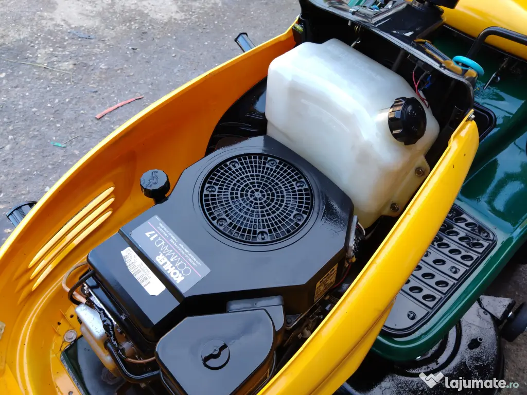 Vand tractor de tuns iarba yard Man 17cp