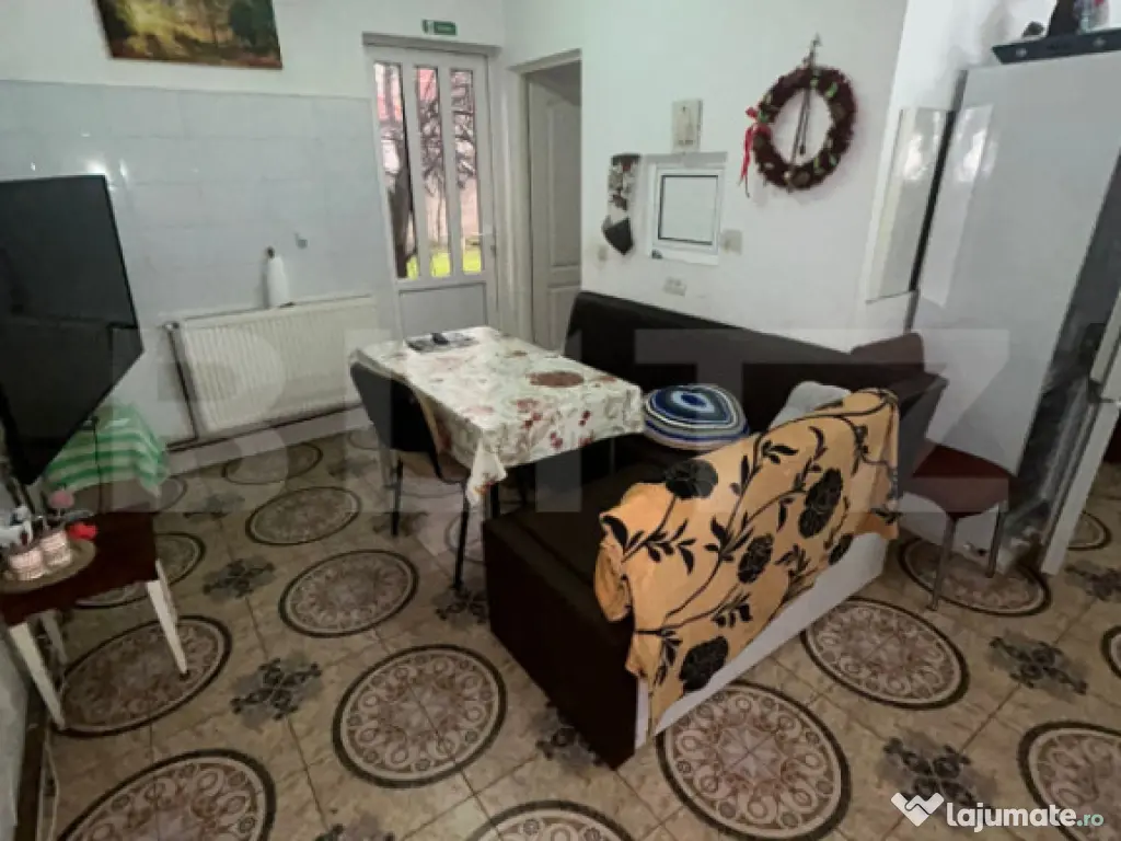 Casa de vanzare, 200 mp utili, 460 mp teren, zona Sala Olimp 